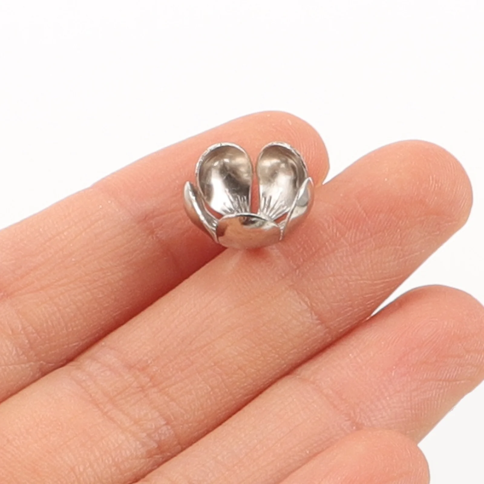 

50pcs Bead Caps For Jewelry Making Metal Flower Bead End Caps Diy Bracelet Necklace Supplies Spacer Beads Vintage Charms Craft