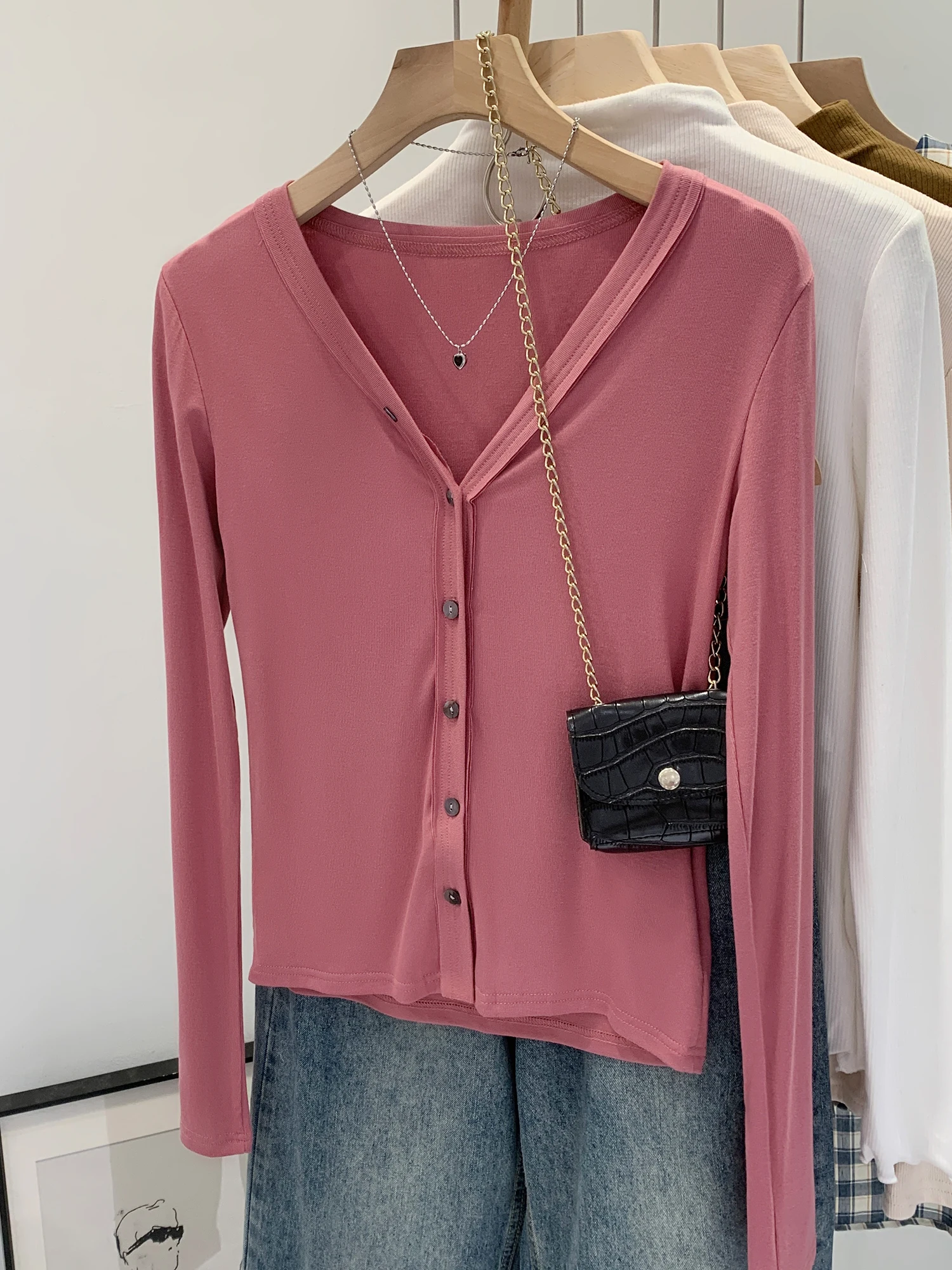 Autumn New Style Women's Light Weight Long Sleeve V-Neck Sweater Cardigan Sun Protection Fashion Outerwear Small Top