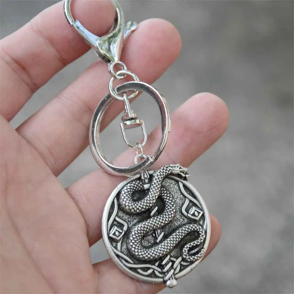 Gothic Snake Keychain For Mens Womens Bag Charms Car Souvenirs Key Ring Accessories Jewelry