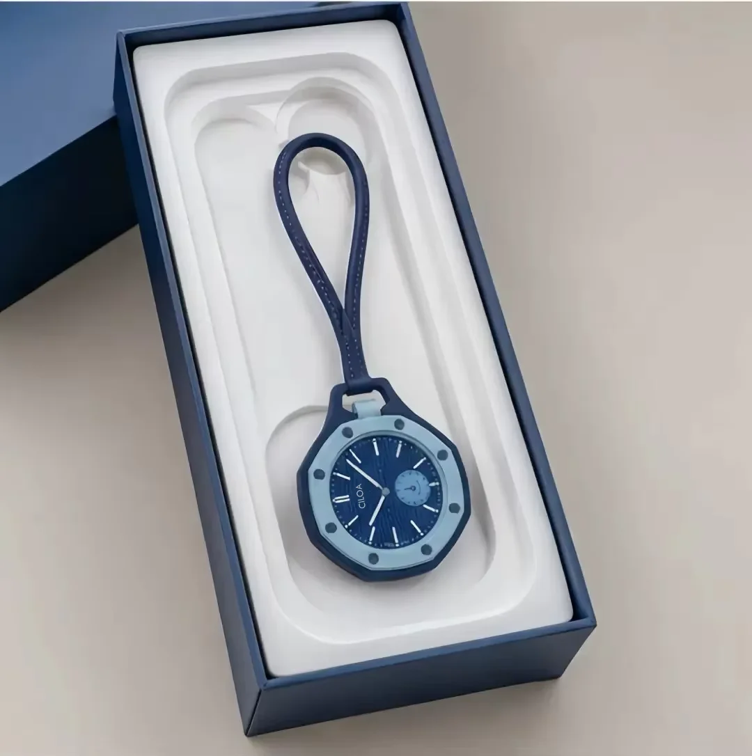 Nuevo Reloj de Bolsillo 2026, Estilo Octagonal Pop, Movimiento de Cuarzo, Color Caramelo