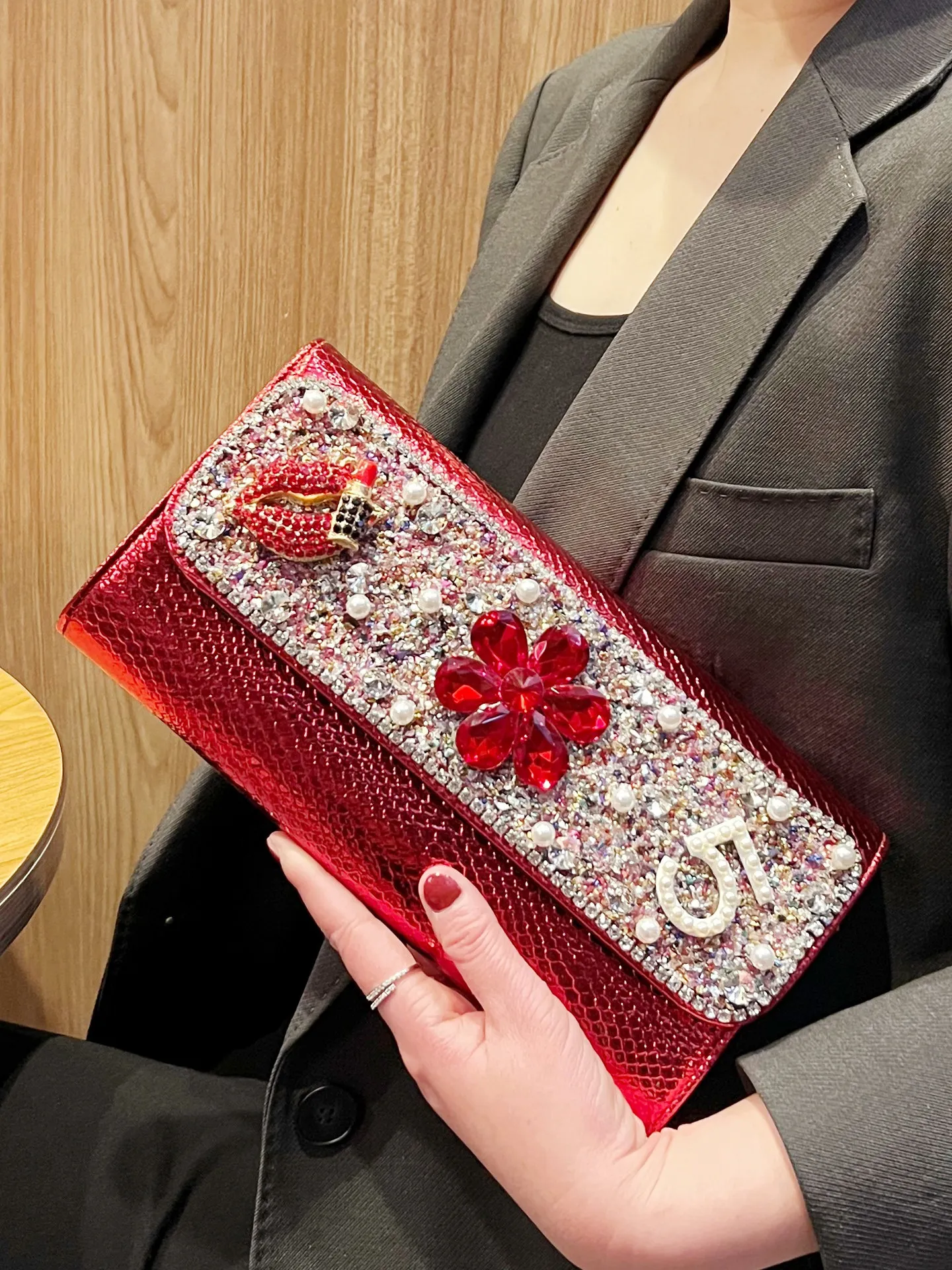 Women Luxury Rhinestone Flower Evening Clutch Bag Snake Print Leather Party Wedding Banquet Prom Handbag Elegant Lady Purse