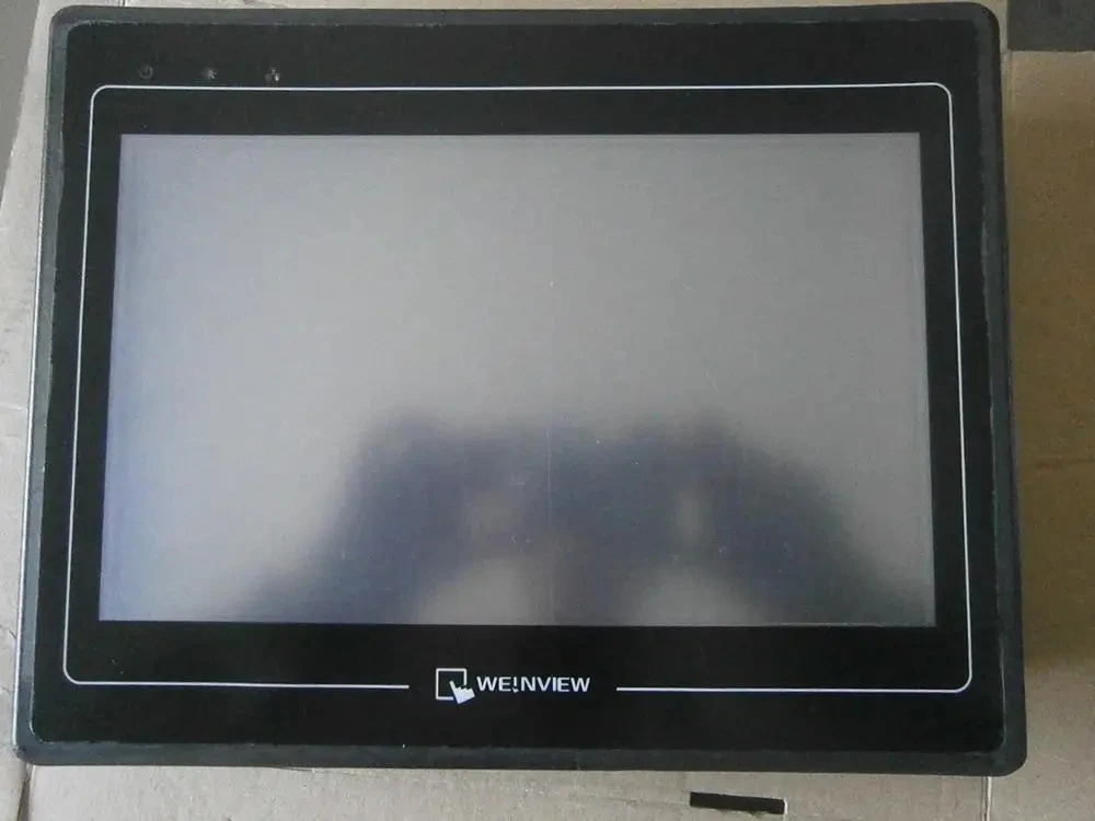 

MT6100IV3WV touch screen , In good working condition, free shipping