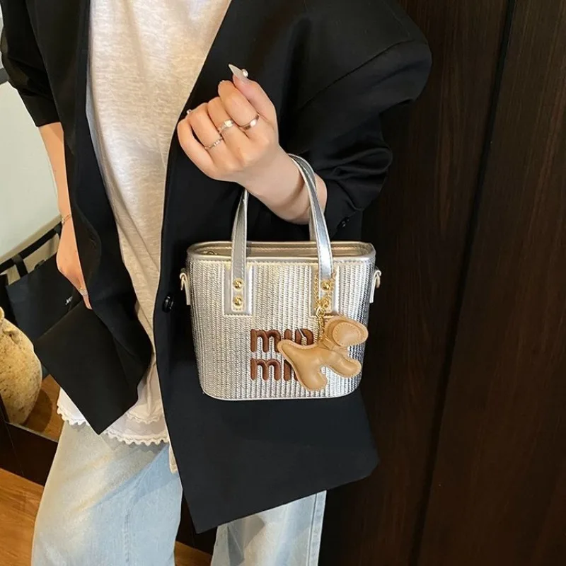 

Modern Shoulder Bag For Women A Conversation Piece That Showcases Your Unique Flair