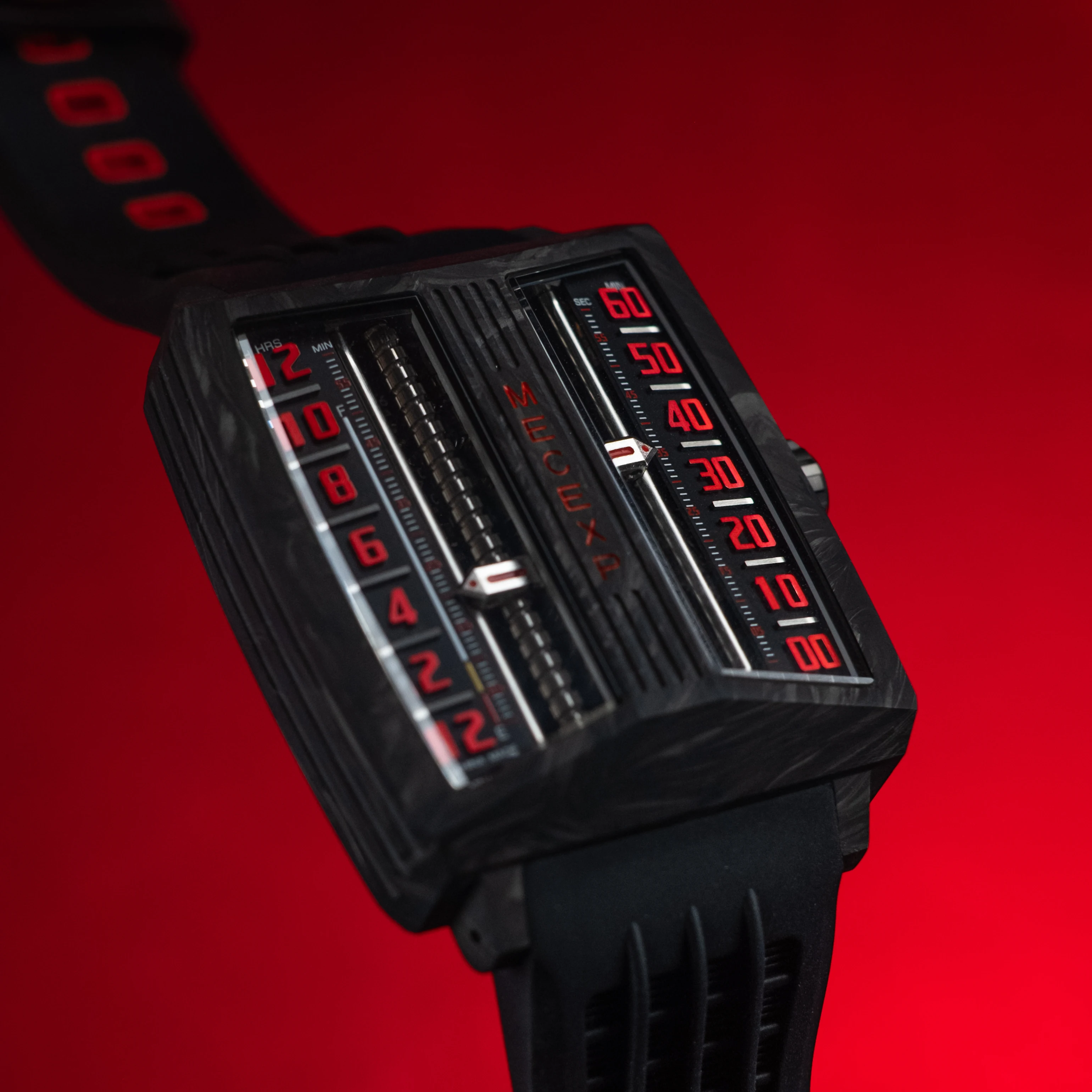 MECEXP MS1001 Premium Men's Watch Carbon Fiber Case CNC Motor LED Backlight Unique Design