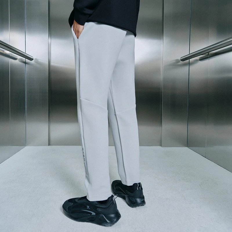 Xtep Gebreide Broek Voor Heren 2024 Lente Uitgebreide Training Heren Joggingbroek Streetstyle Comfortabele Broek 876129630031