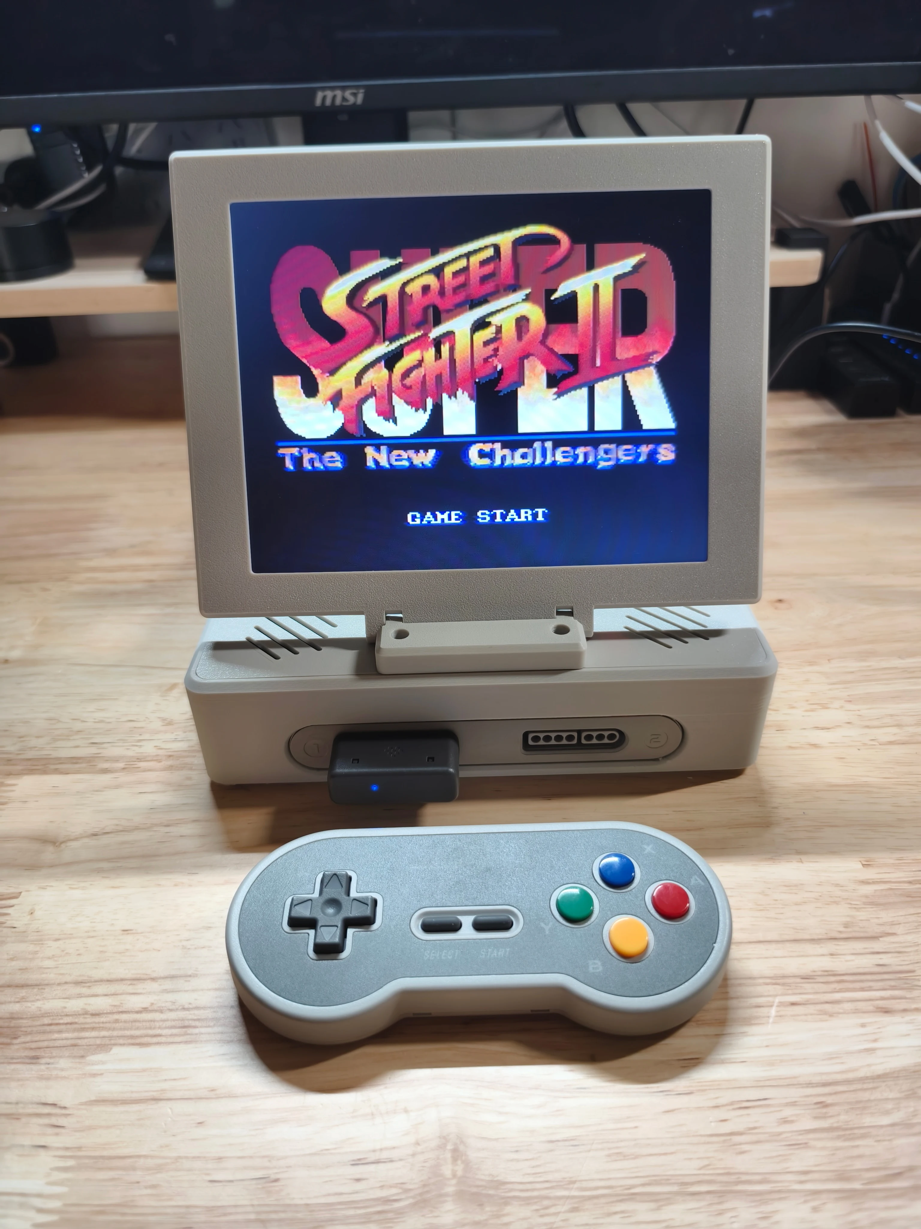 All-in-one SFC / SNES Retro Arcade Game Console With 8 Inch 4:3 LCD Monitor Built In Speakers Support Dual-screen Mode
