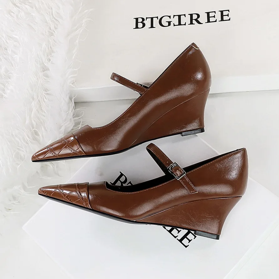 

new pattern fashion Wind Splicing High Heels Strap Single Women's Shallow Mouth Pointed Slope Heel Ladies Shoes Women Pumps