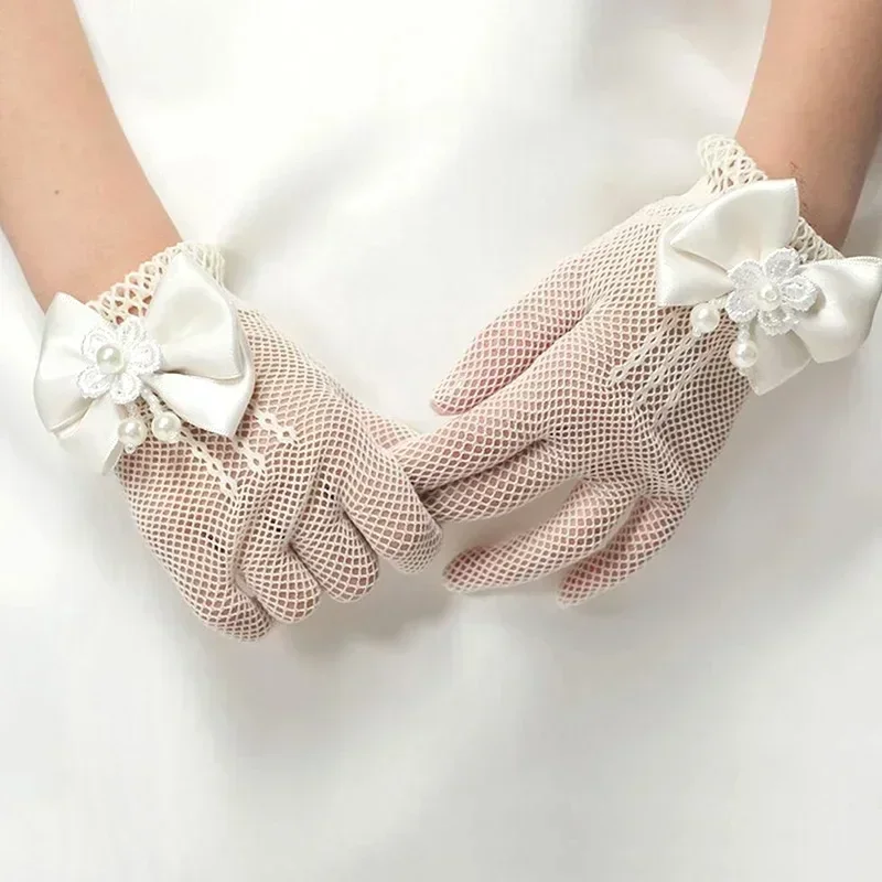 Sweet Flower Girls Short Gloves Mesh Bow Lace Pearl Decoration Gloves Children Kids Fashion Elegant Gloves Mittens Party Supplie