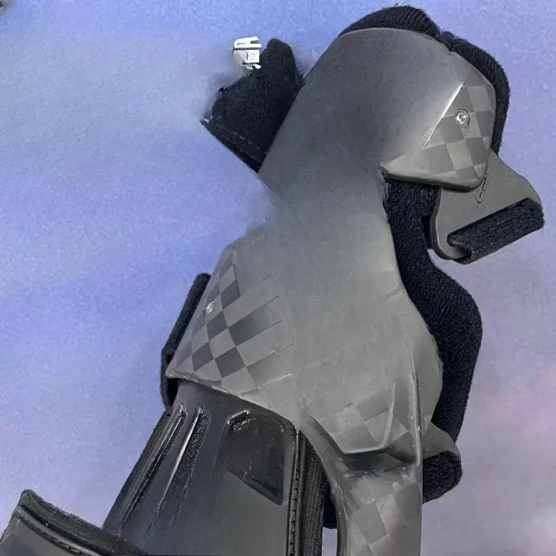 Motorcycle Mechanical Legs Knee Pads Cross Country Riding Ligaments Anti-Torsion and Anti-Drop Carbon Fiber