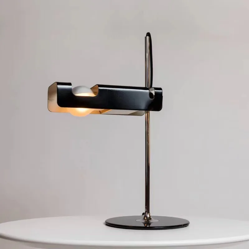 

Italian modern minimalist desk lamp living room Nordic bedroom study creative office hotel exhibition hall bedside table lamp