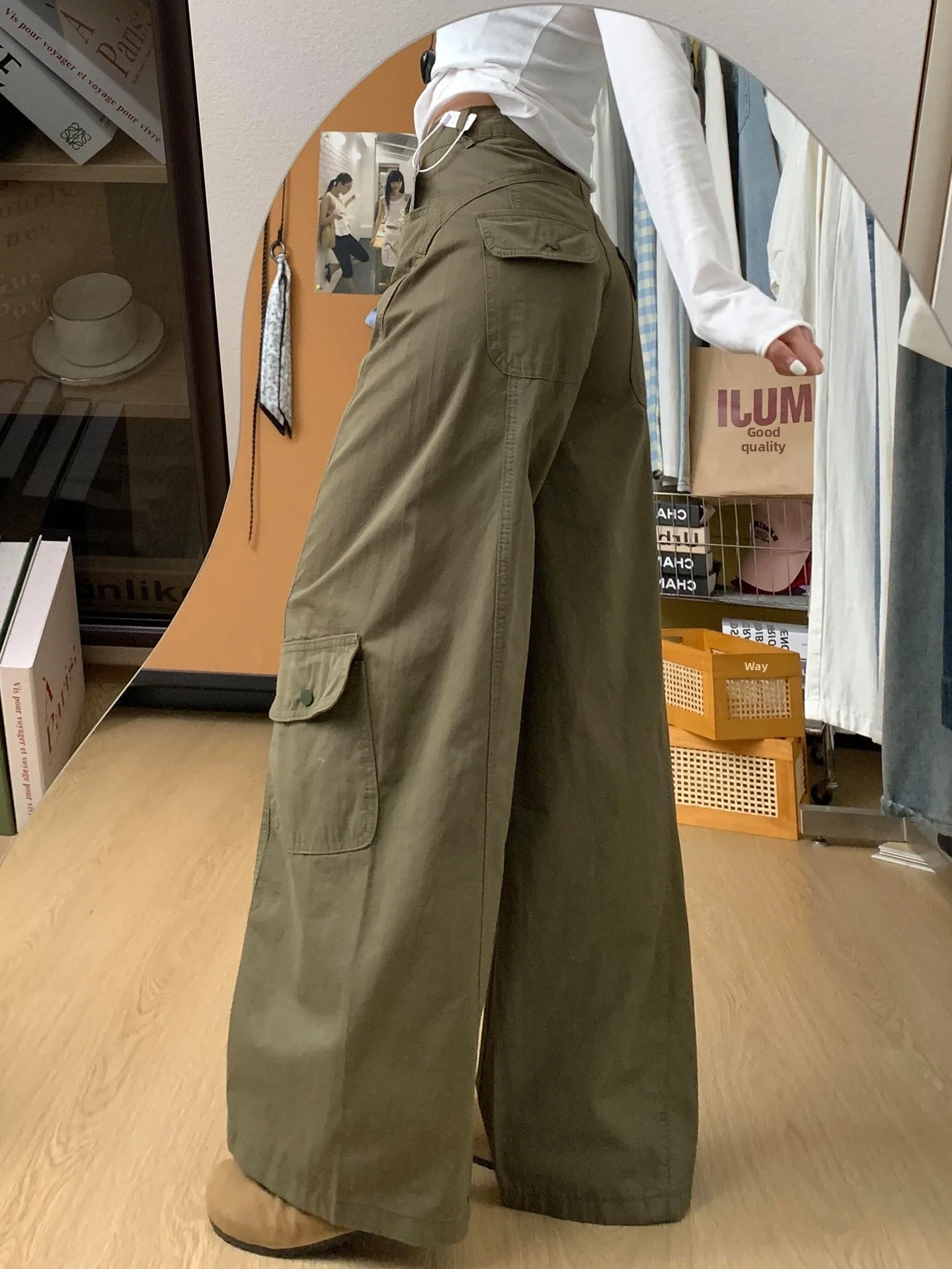 

Retro Military Green Work Pants Men's Loose Straight Leg Trousers with Multiple Pockets Drapey Wide Leg Pants for Men And Women