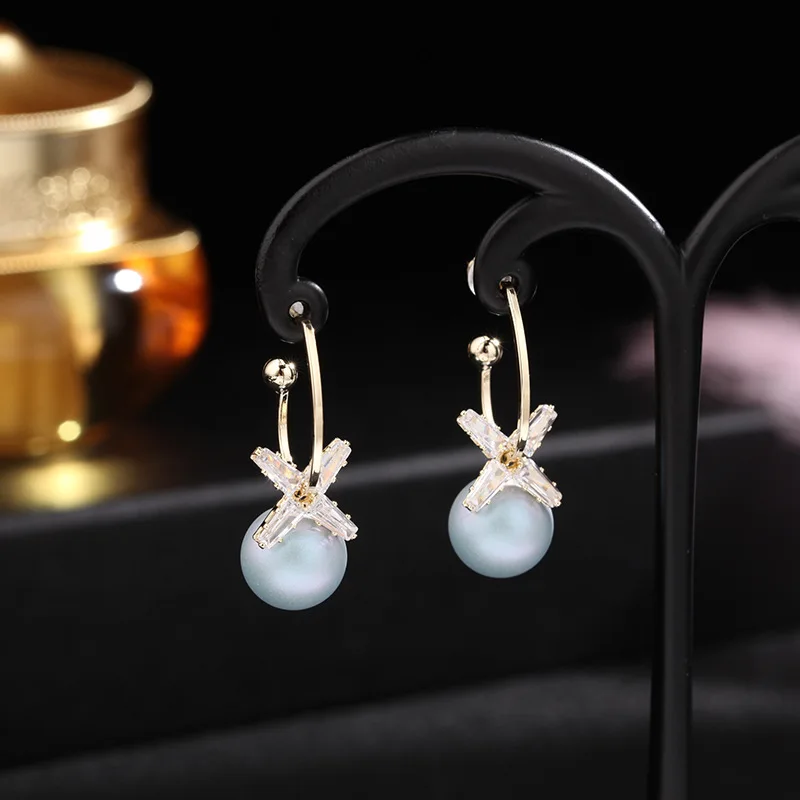 

New S925 Silver Needle Style Earrings Women'S Fashion Zircon Earrings Geometric Pearl Earrings