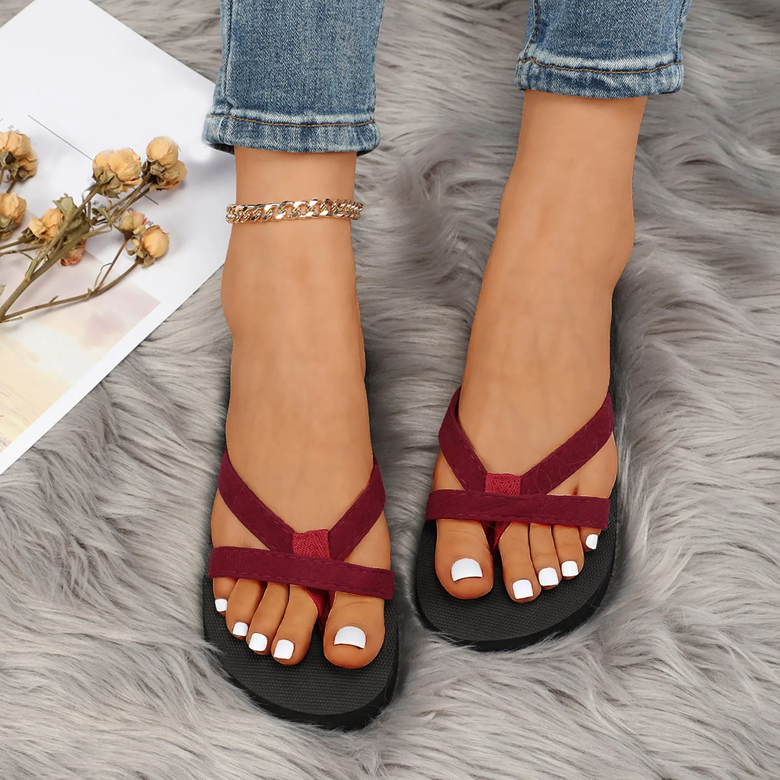 Fashion Slippers Women Summer Outdoor Shoes Flat Open Toe Slippers Summer Casual Fashion Home Basic Sandals Bathroom Slippers