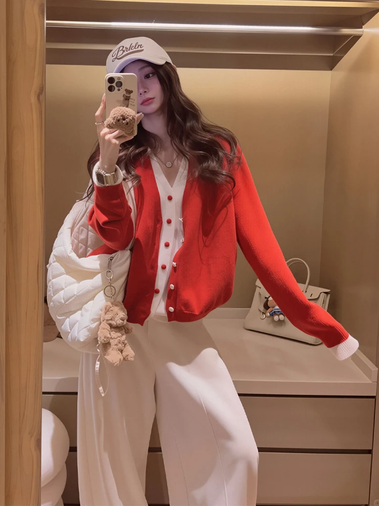 Splicing contrasting color fake two-piece cardigan button top women's loose V-neck knitted sweater outer sweater jacket women