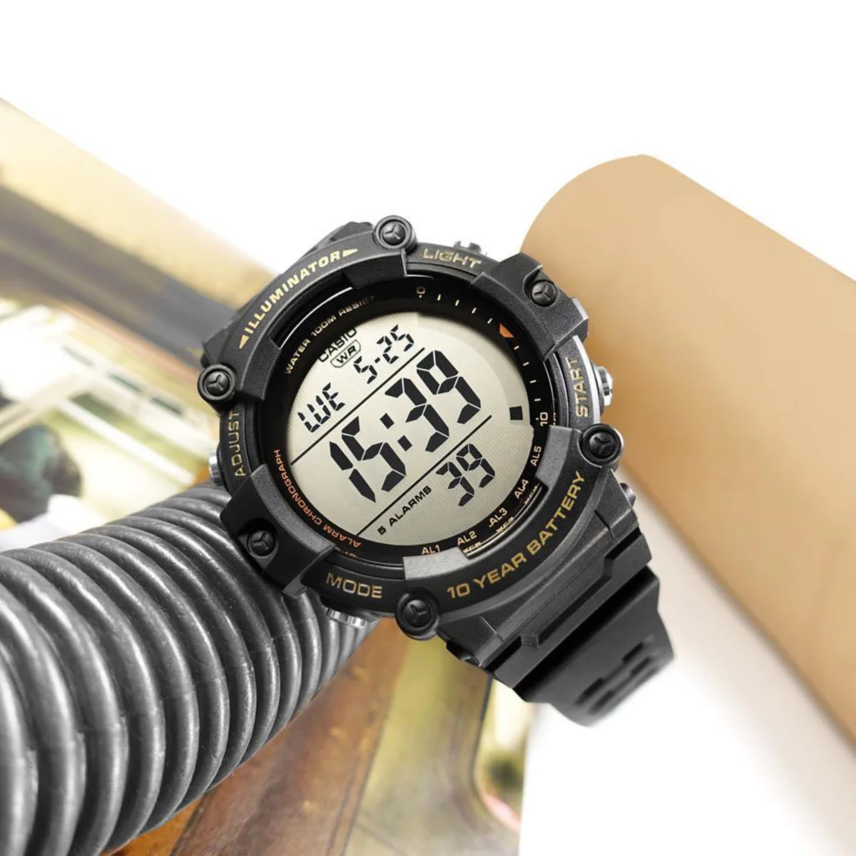 ساعة كاسيو للرجال بمينا كبير ومتعددة الوظائف وشاشة عرض بسيطة وواضحة AE-1500WHX-1A/3A