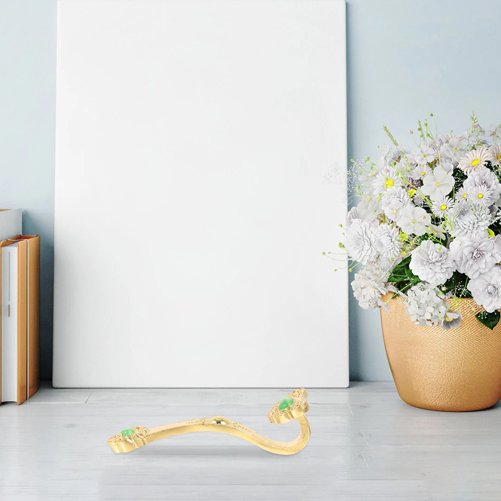 

Alloy Ruyi Ornament Desktop Decor for Home and Outdoor Use Chinese Style Metal Craft Auspicious Lucky Wealth Fengshui Decoration