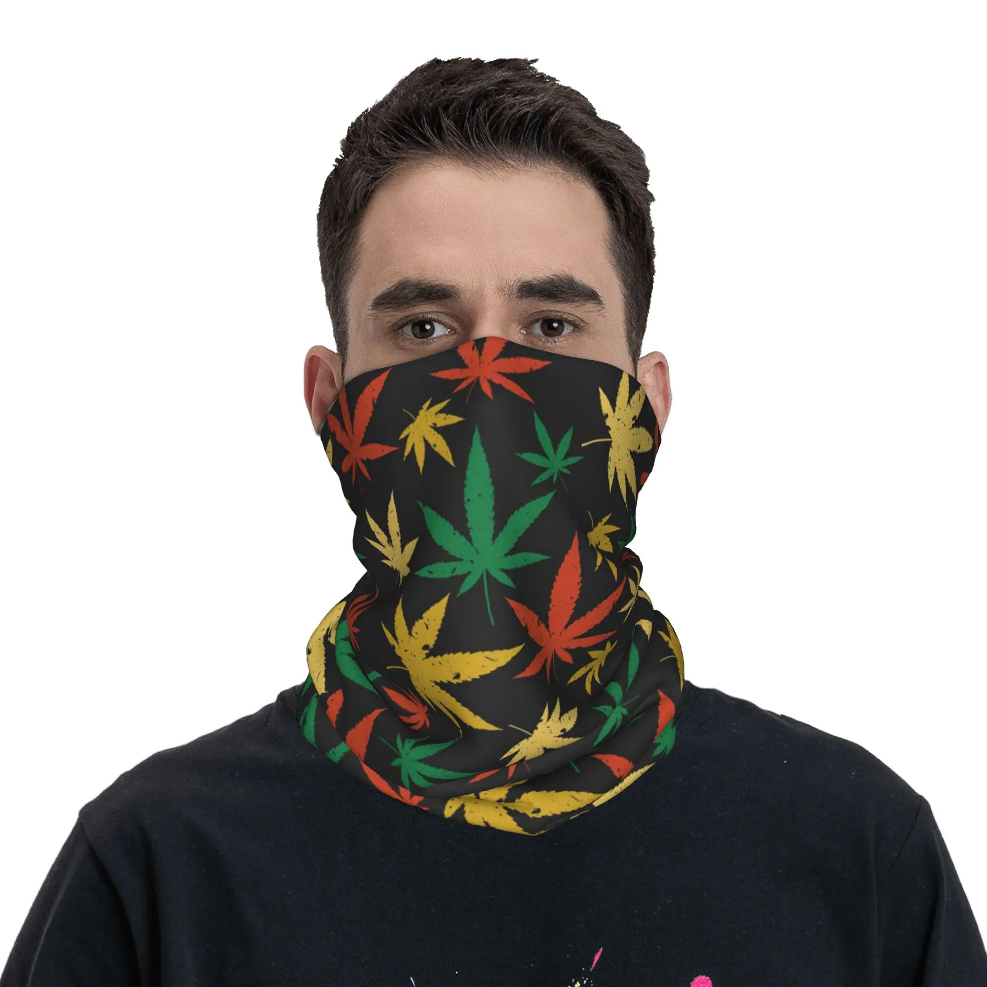 

Cannabis Seamless Bandana Neck Gaiter Printed Face Scarf Multifunction Headwear Running Unisex Adult Windproof