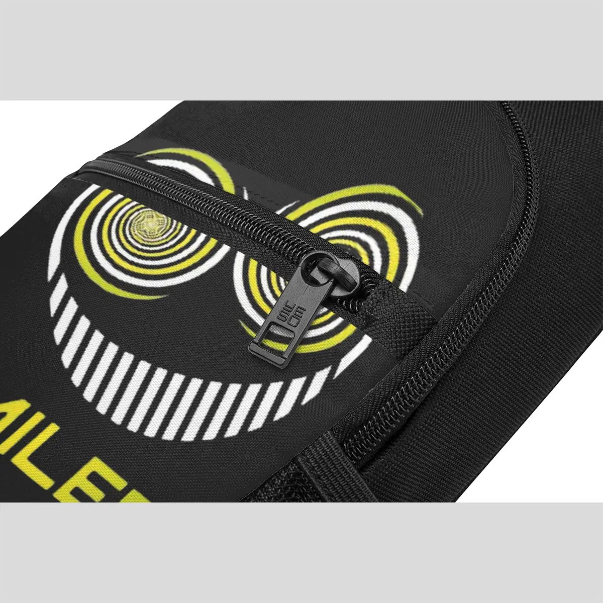 The Smiler Alton Towers Merch Uk Active Chest Bag Men Sling Crossbody Backpack Chest Bag Traveling Hiking Daypack Shoulder Bag