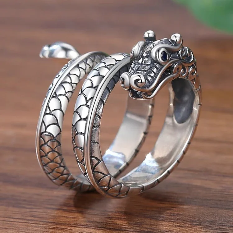 Anillo de dragón ancho de Color plateado para hombres, accesorios dominantes de dedo índice de dragón del zodiaco, joyería de moda, nuevo