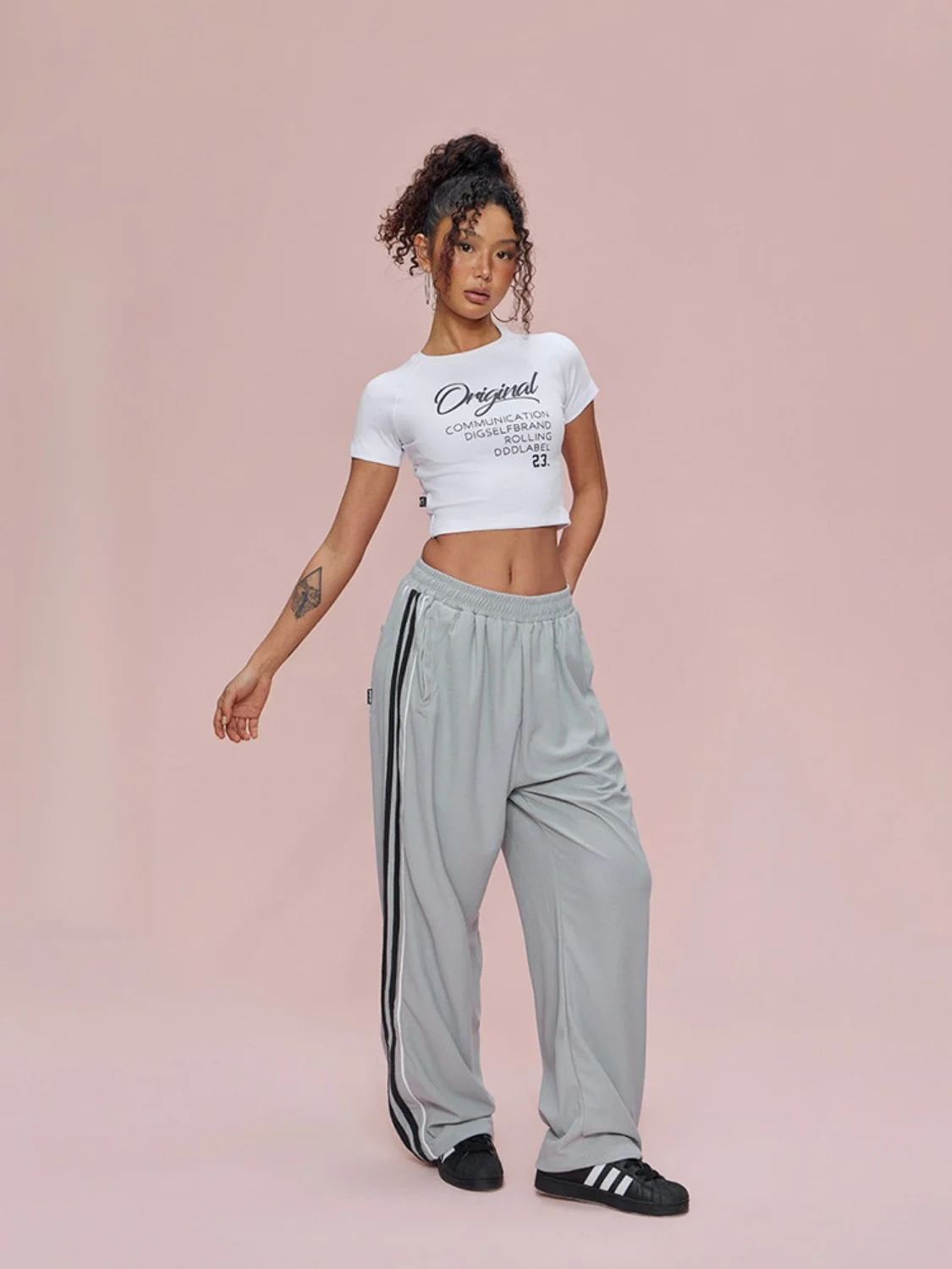 SMILE DDD Sport Pants American Street Style Breathable Wide Leg Cuffed Trousers Side Stripe Design Casual Pants for Women