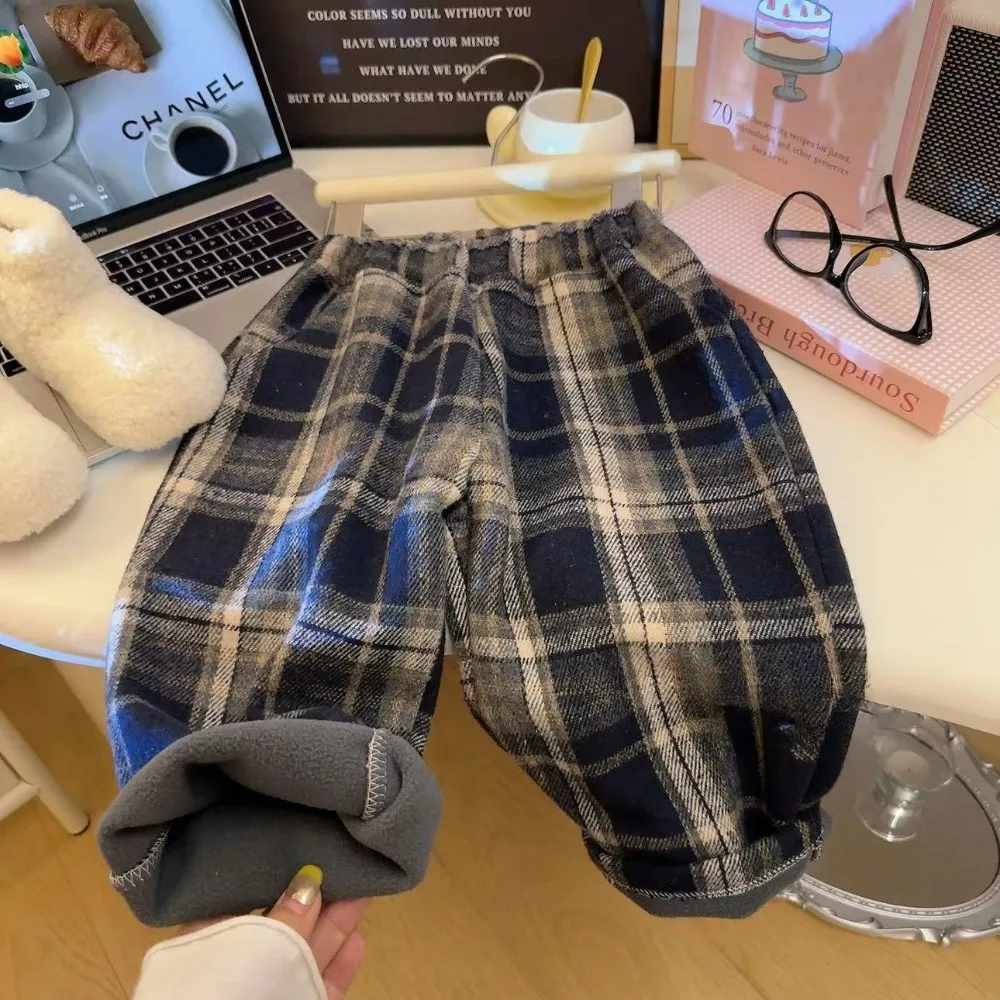 2025 الخريف والشتاء جديد عصري وعصري للأطفال أفخم عادية تنوعا متقلب مستقيم الساق السراويل النسخة الكورية
