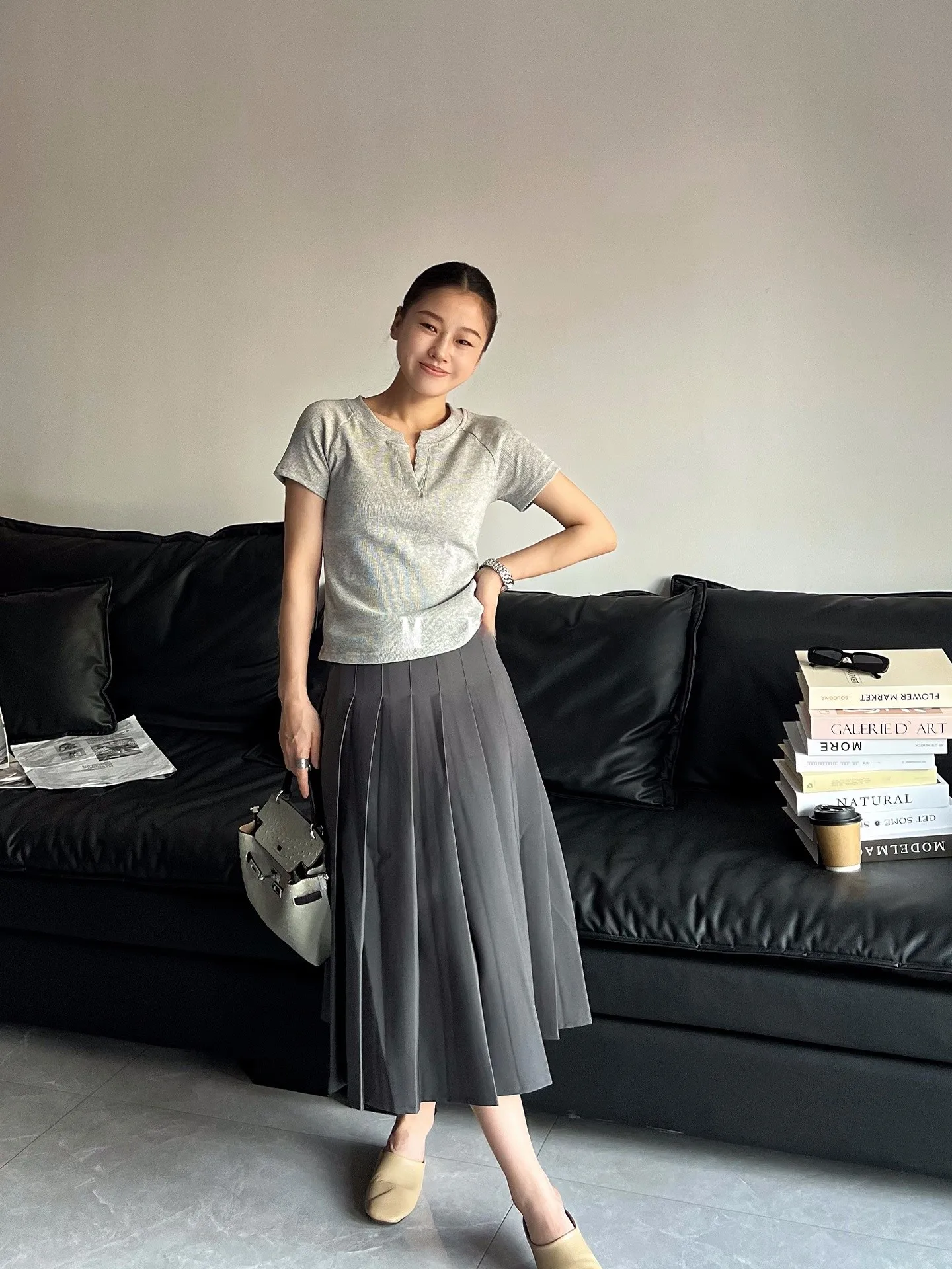 

High Waist ey Pleated Skirt Women's Summer 2025 New Small Size A-Line Midi Skirt Set Korean Sle Polyester Fiber