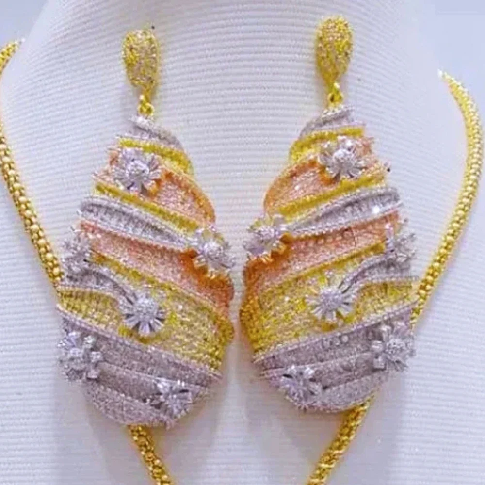 

Soramoore Luxury Shiny Drop Earrings Cubic Zircon Big Water Drop Jewelry Sets For Women Wedding 3 Tone Dubai Bridal Jewelry