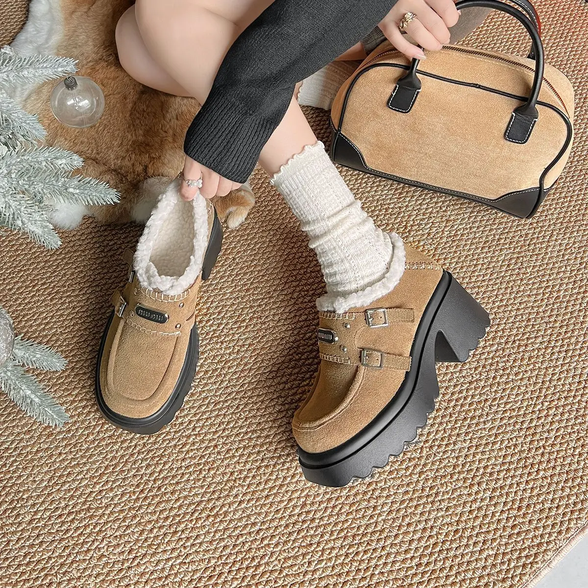Winter new khaki thick-soled snow boots~ round head belt buckle thickened lamb wool high heel and ankle boots women's boots