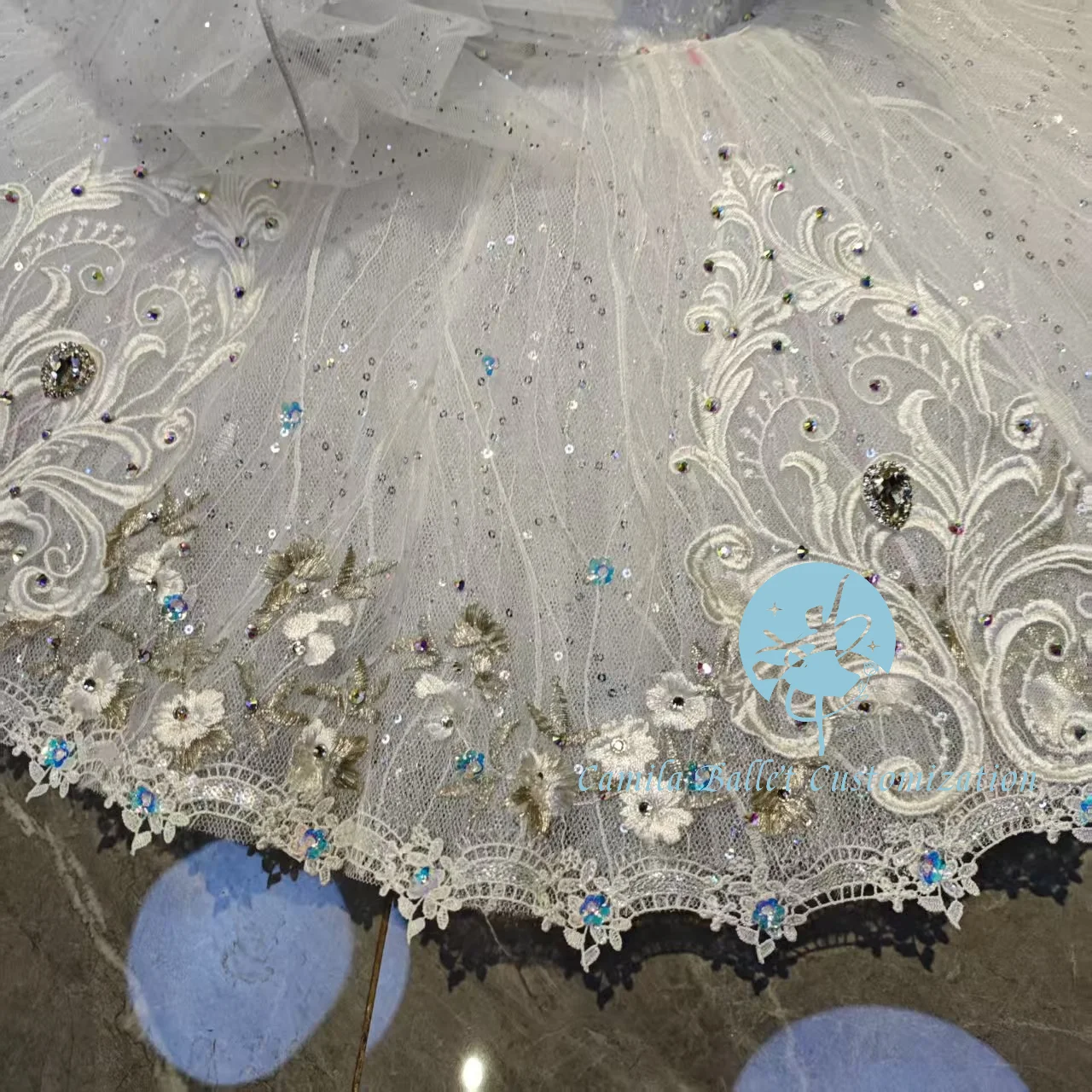 التخصيص المهنية الجديدة البجعة الصغيرة البيضاء النائمة الجمال الباليه المنافسة أداء توتو تنورة الكبار والأطفال