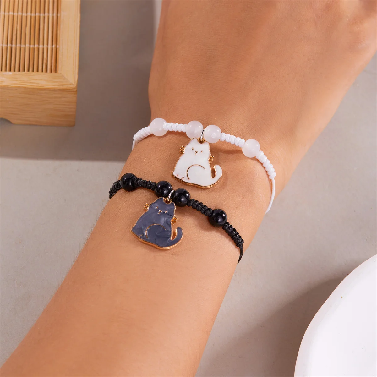 2Pcs/Set Cartoon Black White Enamel Animal Cat Couple Bracelets For Women Men Pet Kitten Strap Rope Bracelet Friendship Jewelry