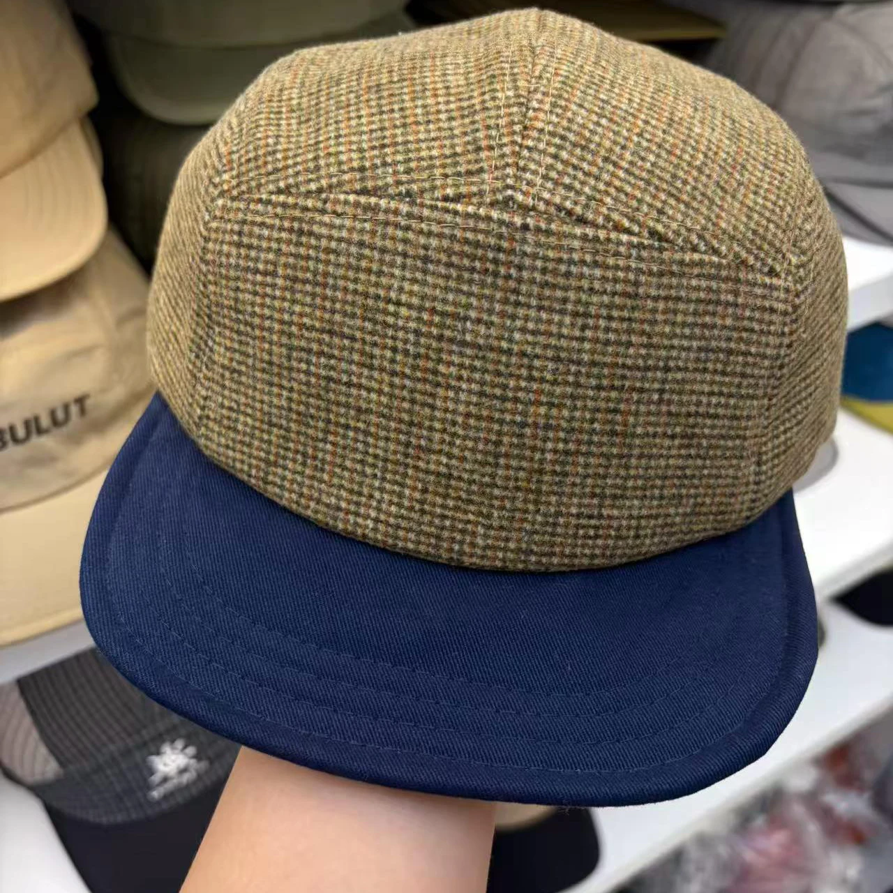 New winter and autumn color-matched small-checkered baseball cap, fashionable and versatile, casual beanie hat