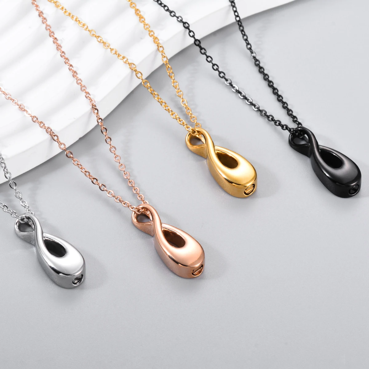 Infinity Cremation Stainless Steel Urn Necklace Jewelry Keepsake Memorial 8 Shape Pendants for Ashes for Loved Ones Waterproof