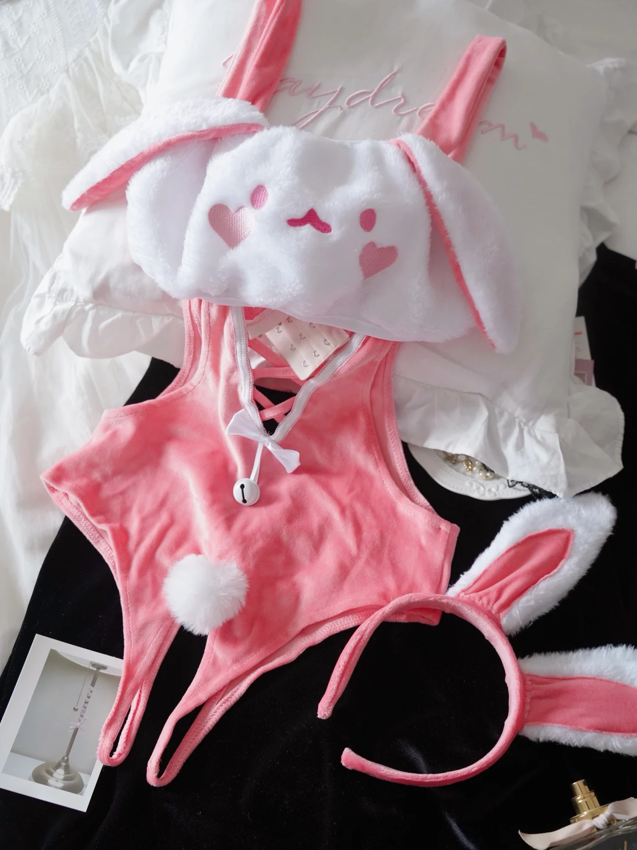 

Очаровательное и милое нижнее белье, комбинезон с кроликом для девочек, косплей, аниме, мультяшные кроличьи уши, пижамы для горничной, искушение, нижнее белье