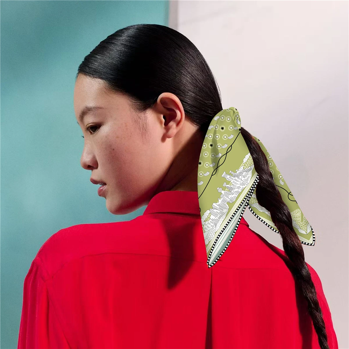 

Small Silk Twill Scarf 53 Women Square Shawl Double Faced Scarves Herms Roller Edge Mother Gift Bag Head Hair Accessories