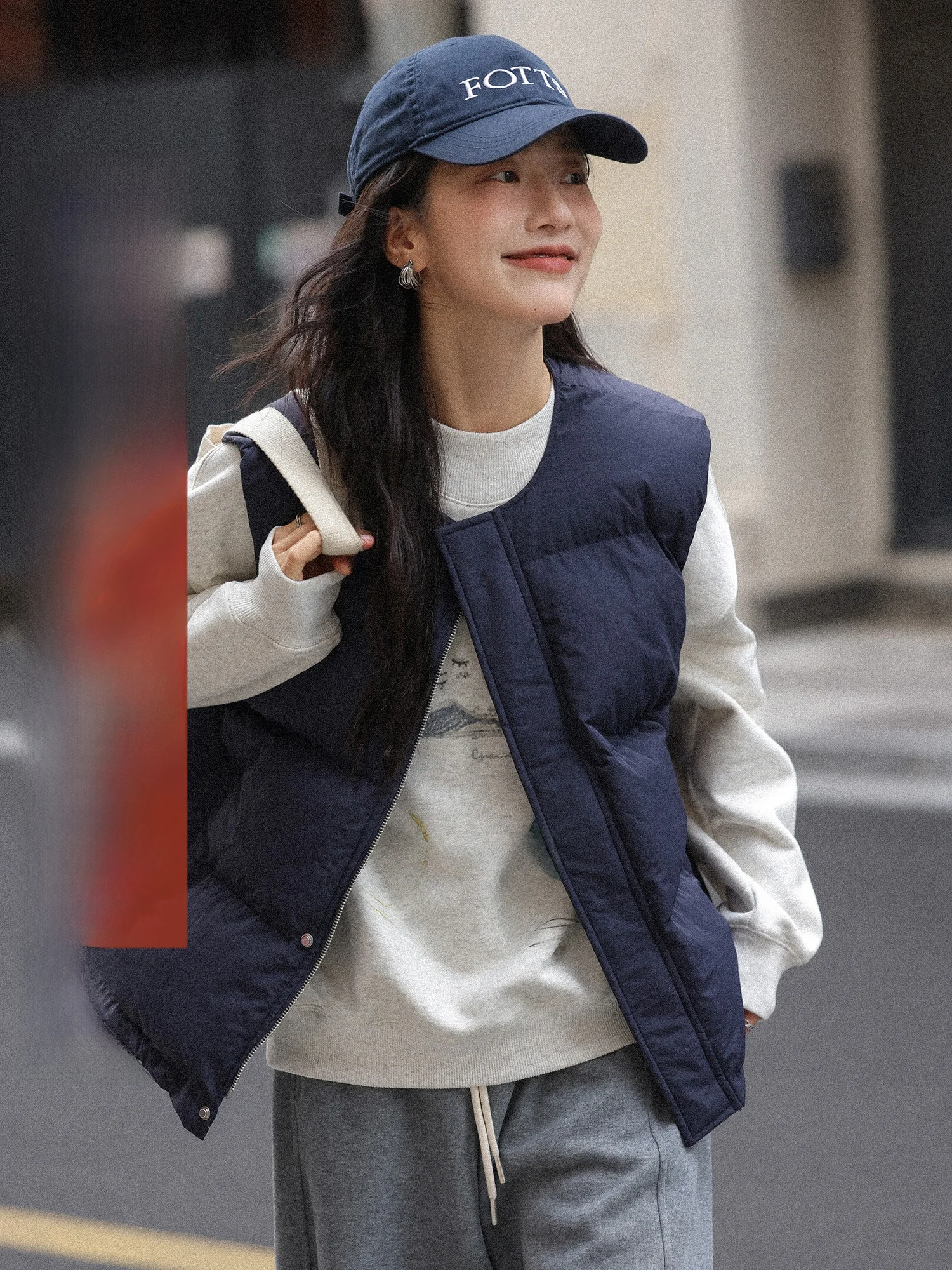 

Korean Sle Women's Thiened Cotton Vest Outerwear Casual Faion Layered Wear Winter 2026 New Design Mixd Brand