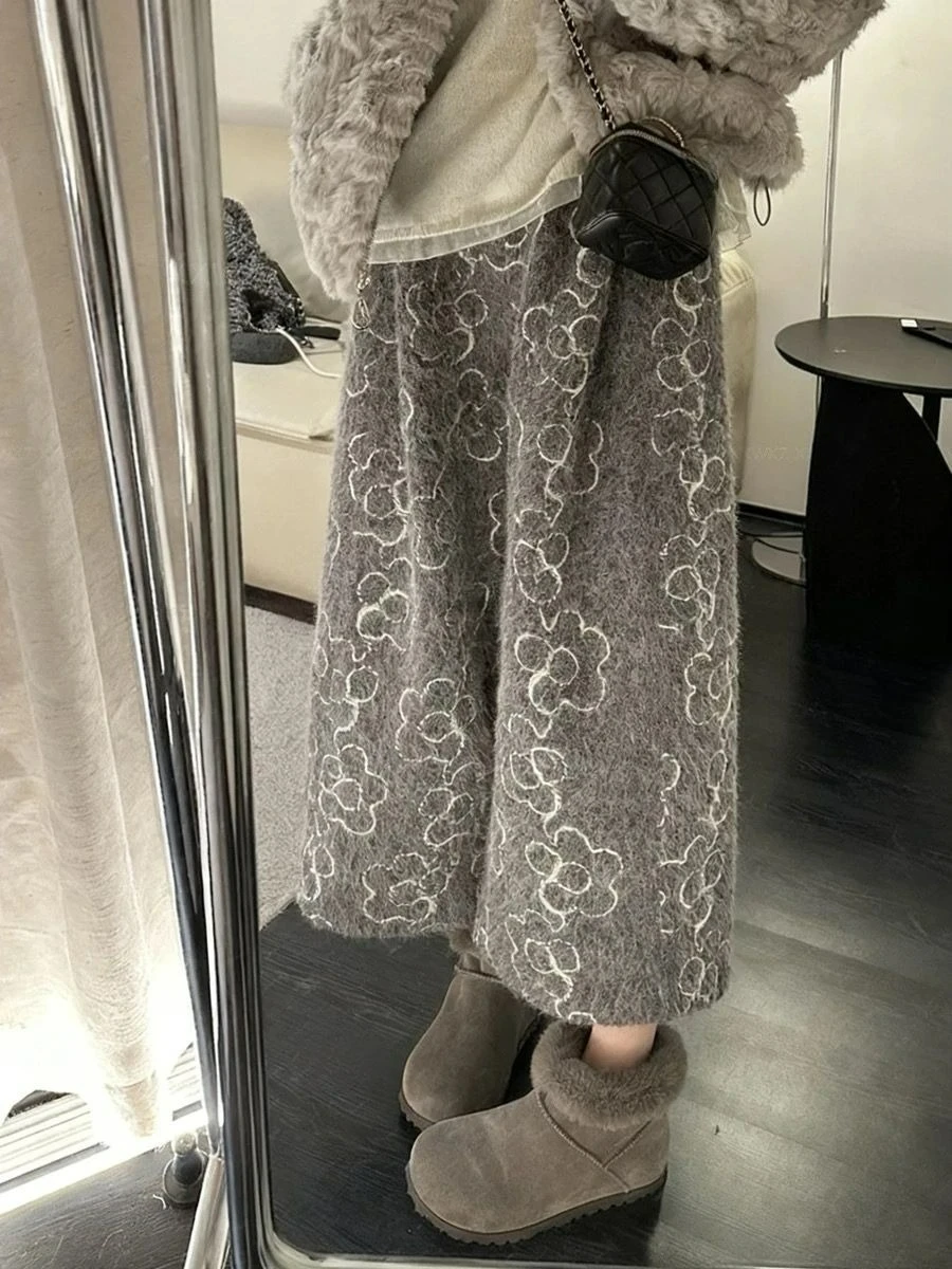 

High-end Jacquard Embroidered Casual Pants Women's Autumn and Winter New Fashion Temperament Versatile and Thin Wide-leg Pants