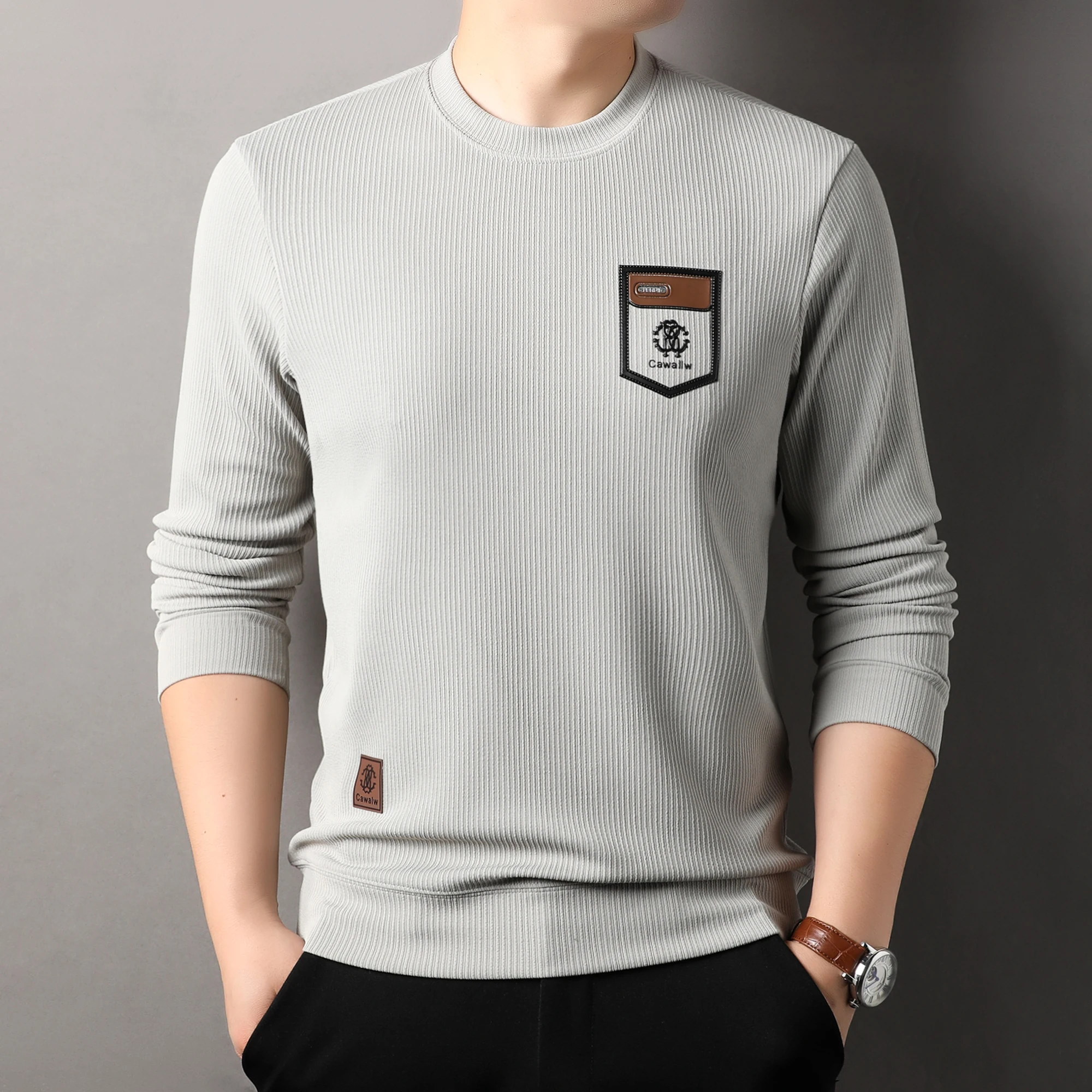 

Men's Hoodie for Autumn and Winter Warmth 2025 New Round Neck Base Shirt Loose Men's Top Outfit