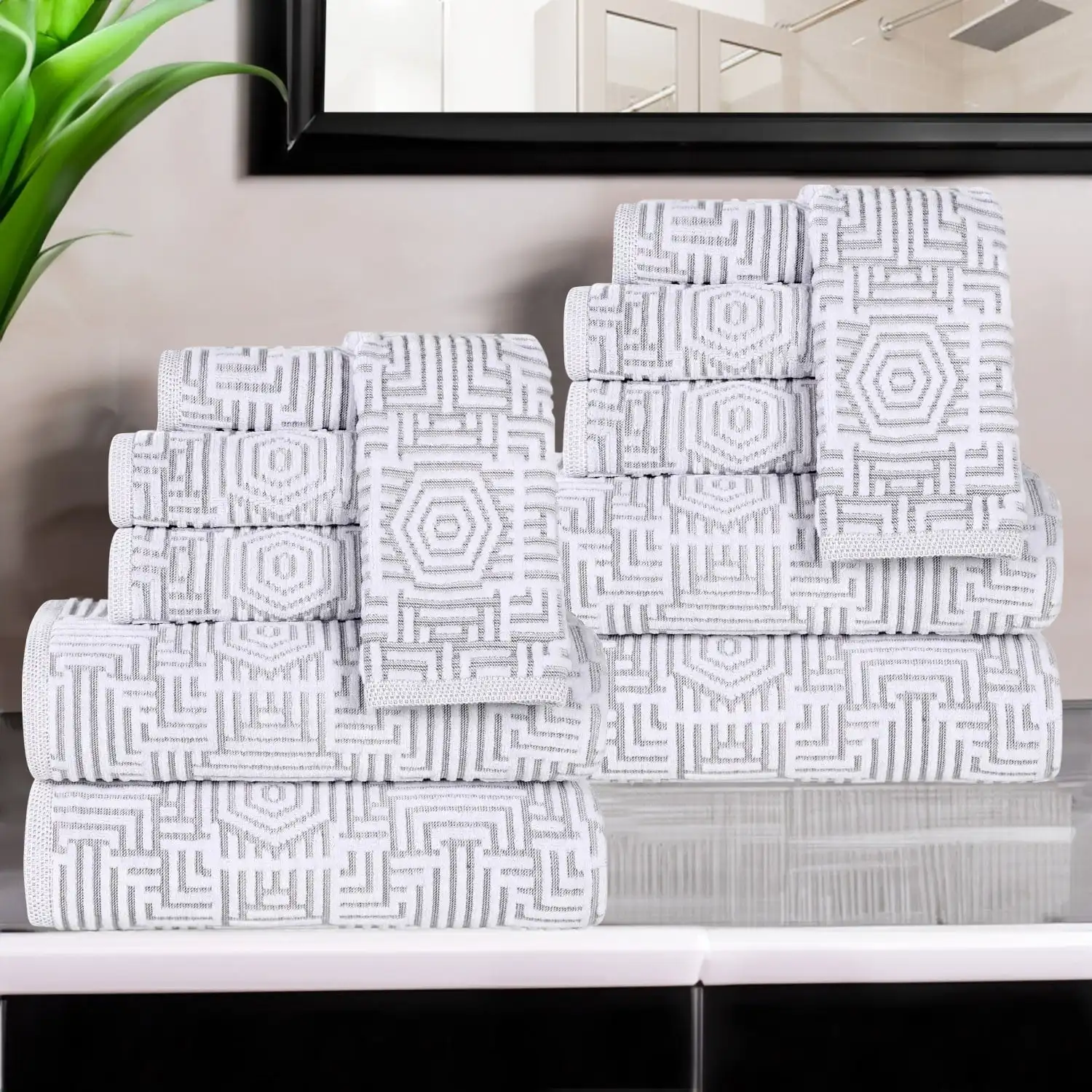 

Cotton Modern Jacquard 12-Piece Towel Set, Platinum