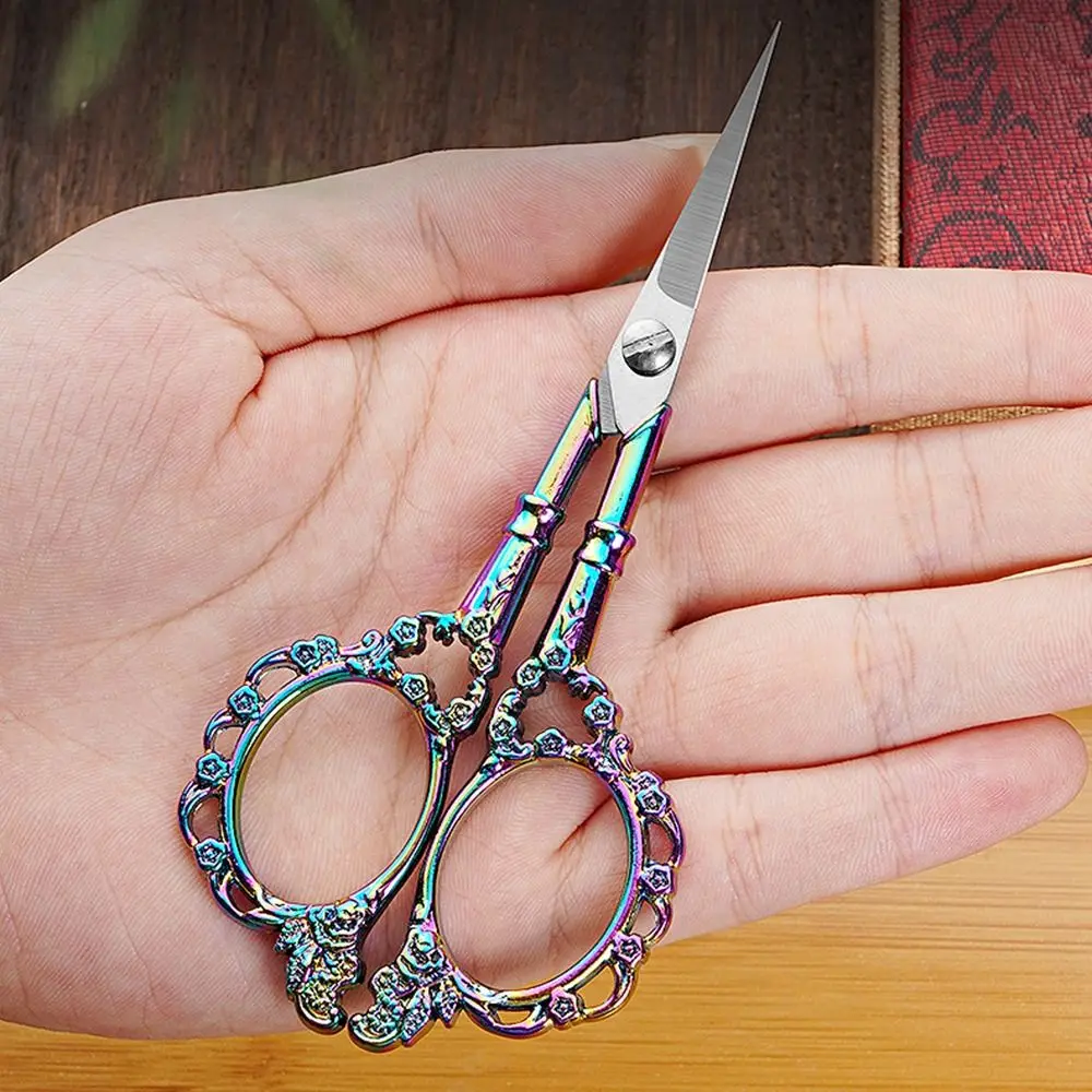 Stainless Steel Retro Scissors Classic Style Antique Design Embroidery Scissors Small Size Rust-resistant Paper Cutting Tool - view 2