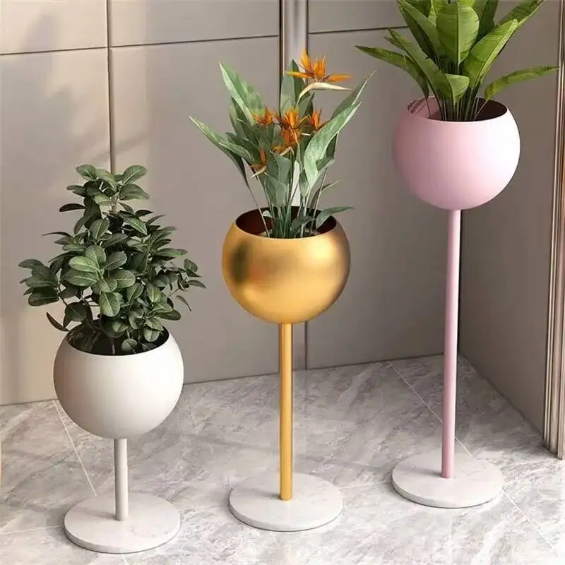 Iron Stand Nordic Room Flowerpot Personality Light Luxury Indoor Plant Stand Living Simple Balcony Floor Plant Shelf for Flowers
