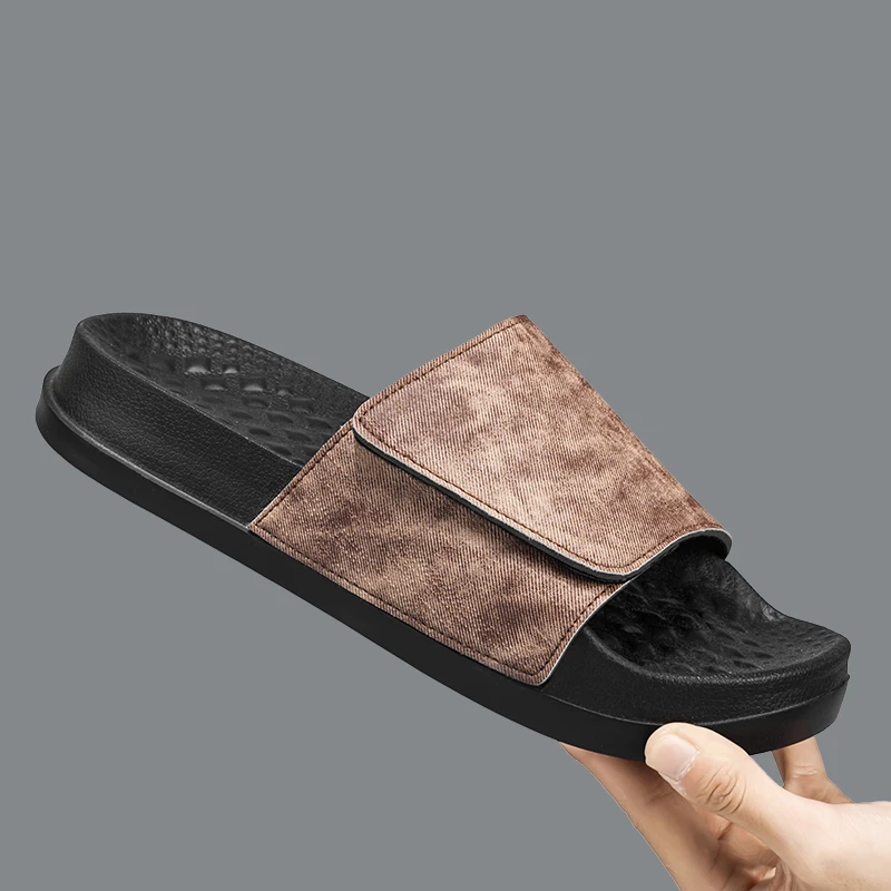 

Мужские пляжные сандалии 2026: Новинка летней коллекции, модные, удобные, легкие, однотонные, повседневные, на плоской подошве, домашние, нескользящие тапочки 7