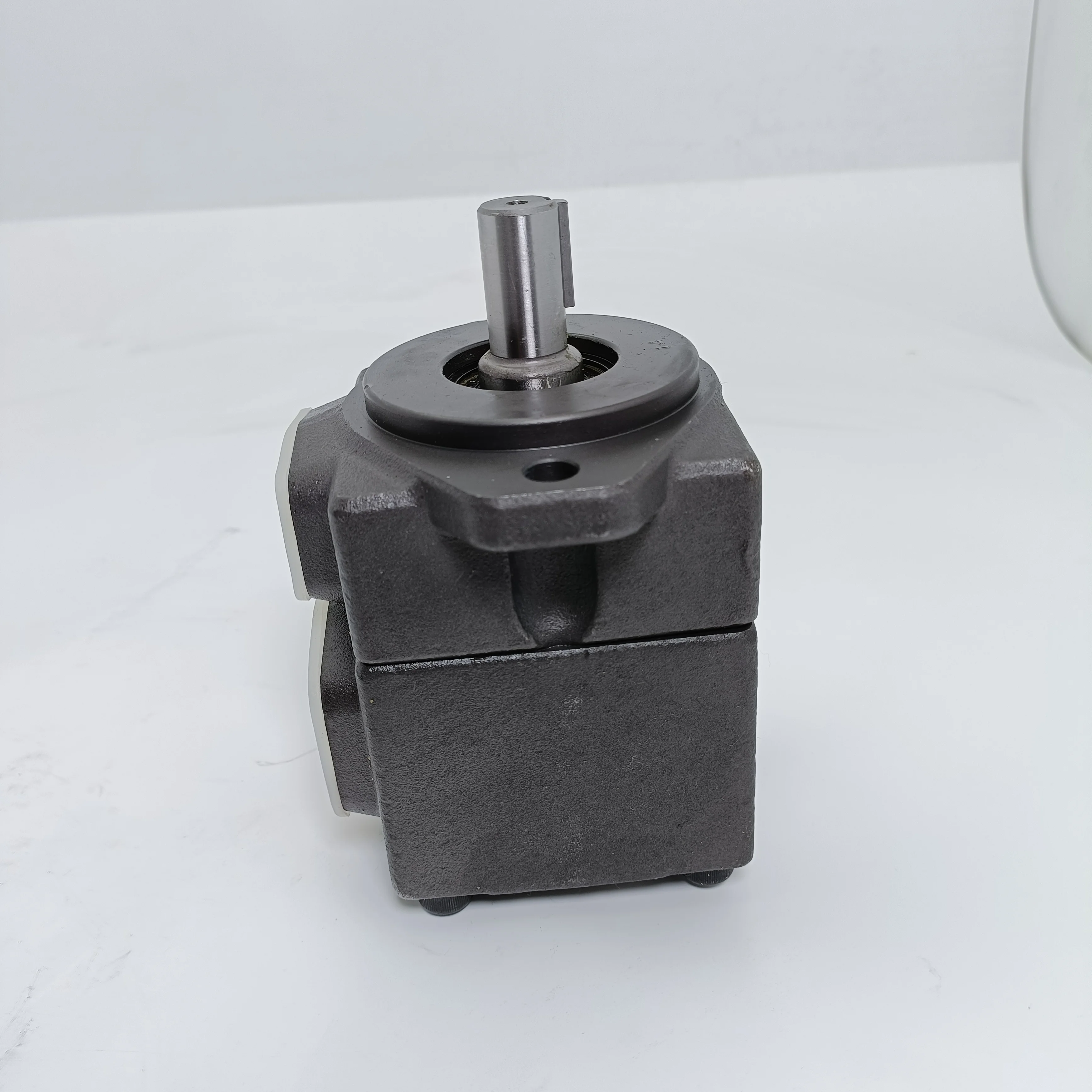 PV2R1 PV2R2 PV2R3 PV2R4 Series Hydraulic Pump Oil Single-  PV2R1-8-F-RAA-43 PV2R2-59-F-RAA-41