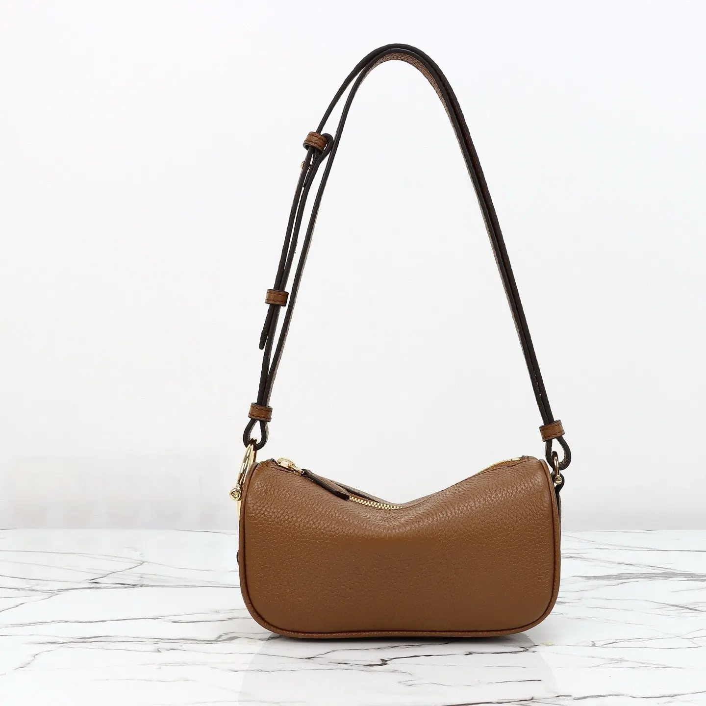 French Stick Women's High-End Versatile Armpit Bag Simple Style Light Luxury Texture Crossbody Pillow Bag Single Shoulder Access