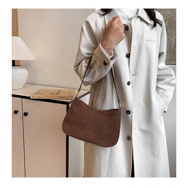 

Elegant Women's Messenger Bag Made Of Jackal-Print Leather Boasting High-End Marrakech Trendy Vintage Spacious Look​