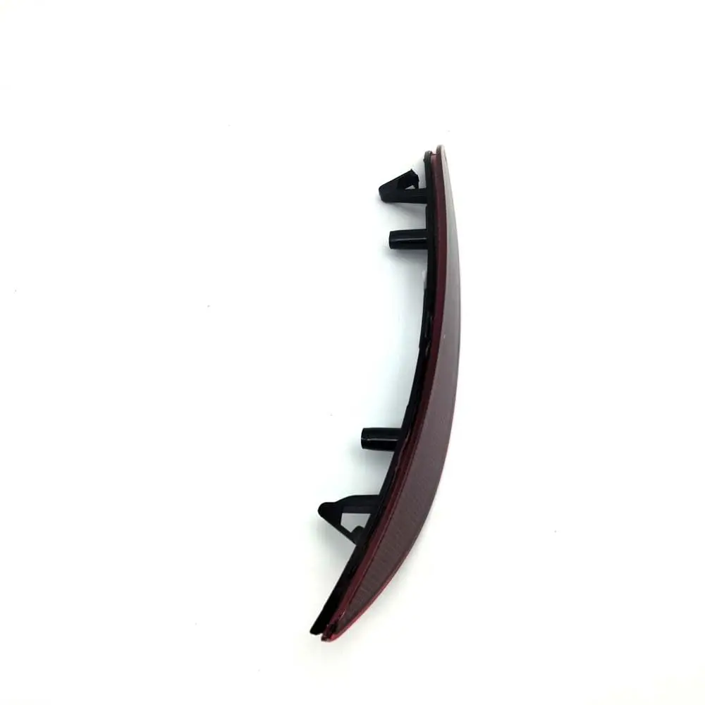 Rear Bumper Reflector Right Side 84037297 For Chevy Cruze 2016-2019