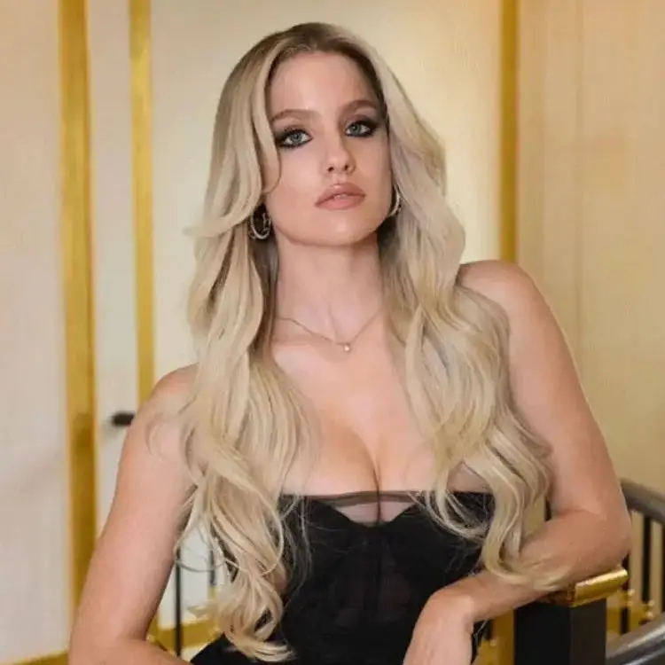 موضة الجسم موجة 13x4 أومبير أشقر فاتح الاصطناعية الدانتيل شعر مستعار أمامي حفلة تأثيري شعر مستعار يومي قبل قطعها شعري مع جذور داكنة #4