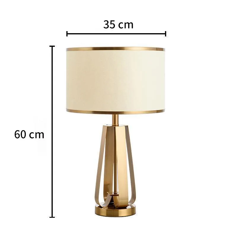 

Cross-border American desk lamp Warm personality Modern simplicity Light luxury Golden lotus Creative art Bedroom