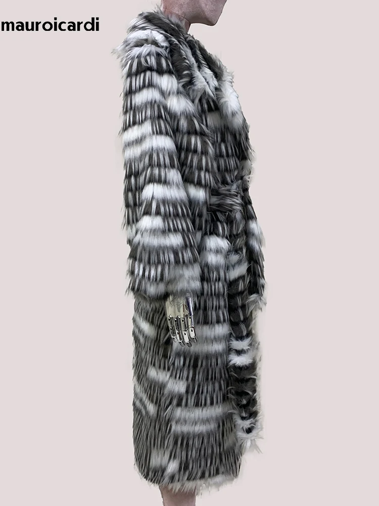 Mauroicardi hiver Long épais chaud coloré poilu Shaggy fausse fourrure manteau femmes ceintures de luxe vêtements de créateur fourrure pardessus 2025