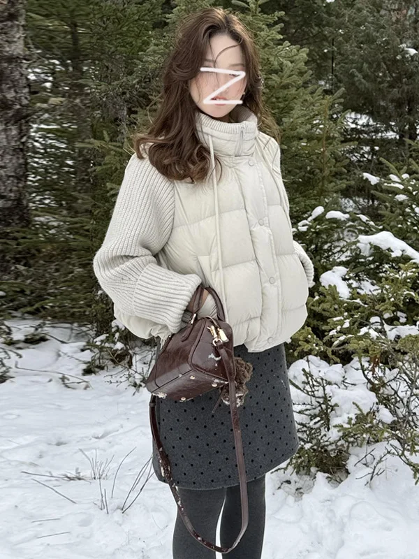 

Новая женская зимняя утепленная вязаная куртка свободного кроя с воротником-стойкой и пэчворком, в корейском стиле, из хлопка, коллекция 2025 года