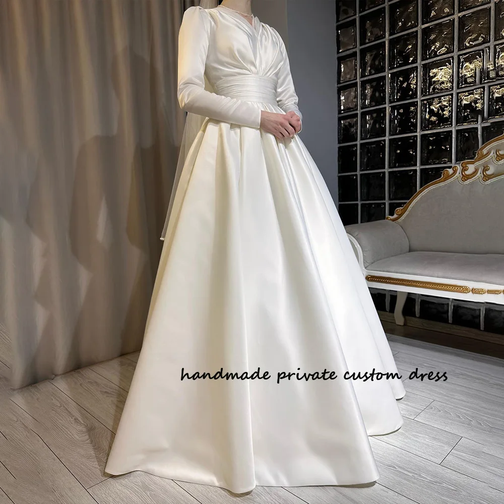 

White Satin A Line Wedding Dresses Long Sleeve Dubai Muslim Bride Gowns Elegant Bride Dress Customized 2023